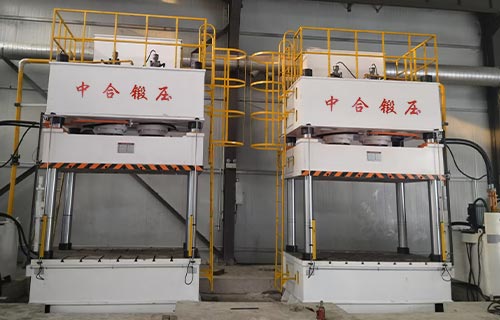 復(fù)合材料成型液壓機-630噸伺服四柱液壓機